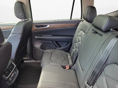 2026 Volkswagen Atlas SE with Technology