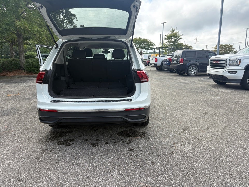 2023 Volkswagen Tiguan SE