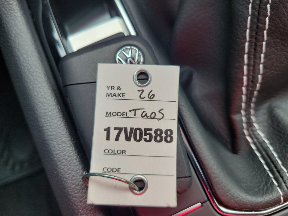 2026 Volkswagen Taos SE Black