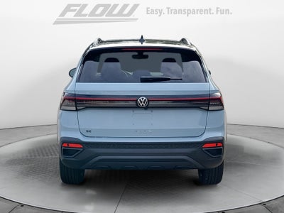 2026 Volkswagen Taos SE Black