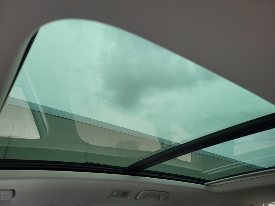 2026 Volkswagen Taos SE Black