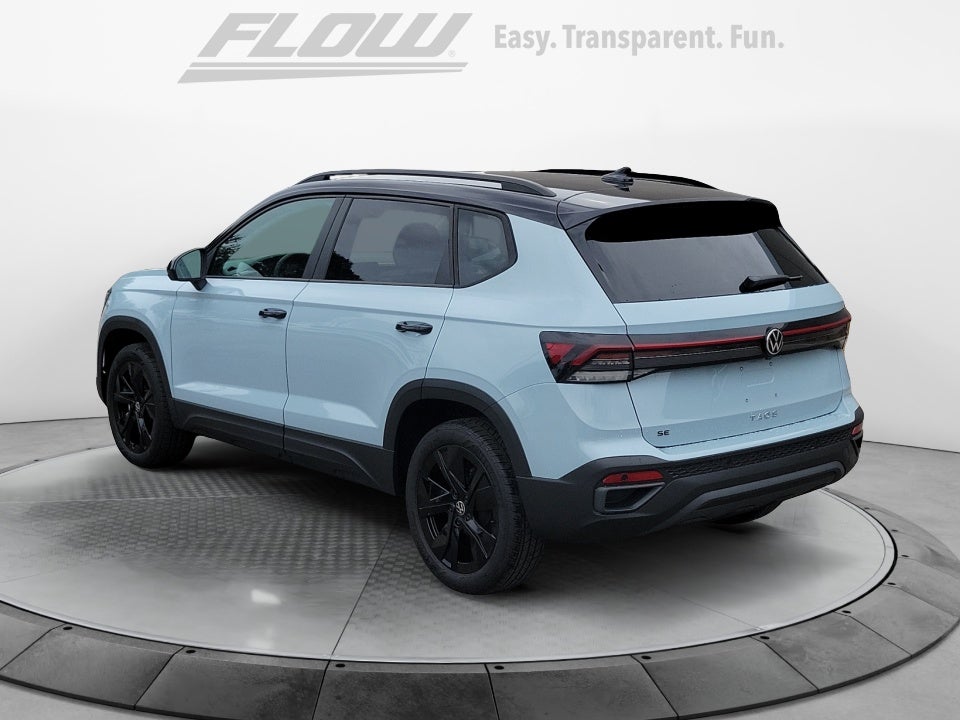 2026 Volkswagen Taos SE Black