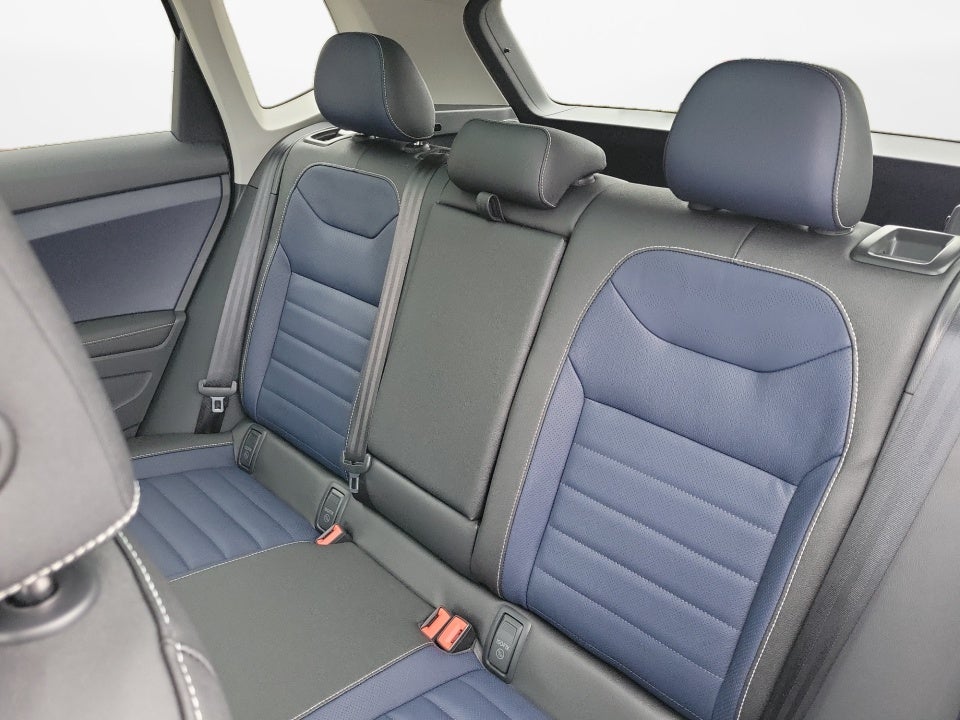 2026 Volkswagen Taos SEL