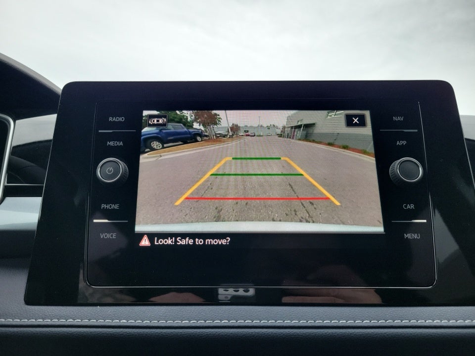 2026 Volkswagen Taos SEL