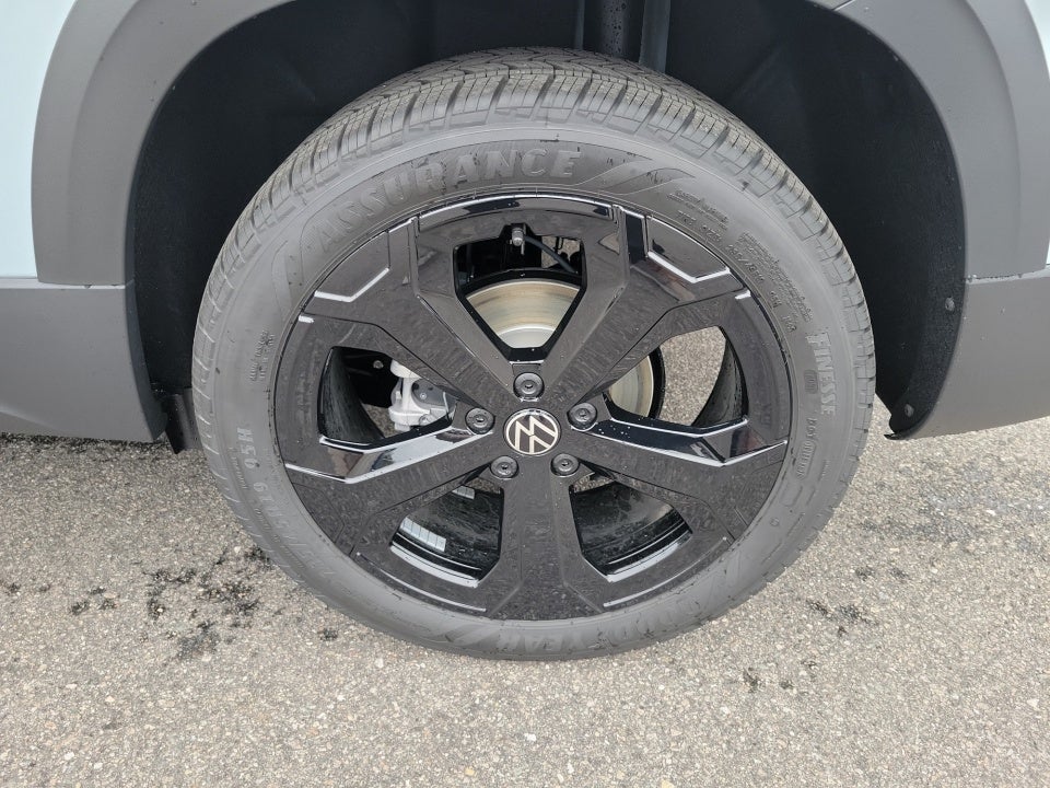 2026 Volkswagen Taos SEL