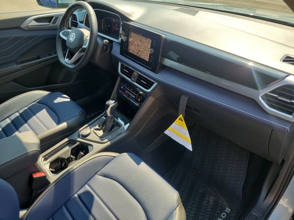 2026 Volkswagen Taos SEL