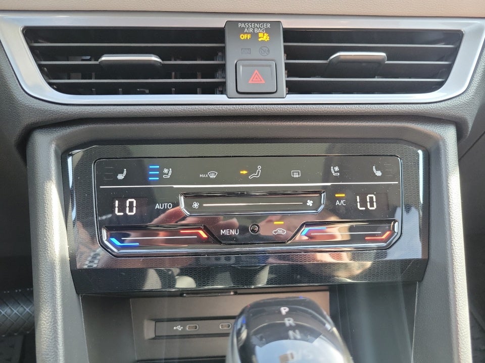 2025 Volkswagen Taos 1.5T SEL