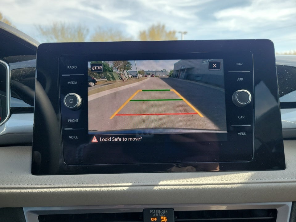 2025 Volkswagen Taos 1.5T SEL