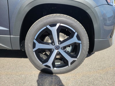 2025 Volkswagen Taos 1.5T SEL