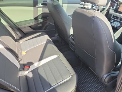 2025 Volkswagen Taos 1.5T SEL