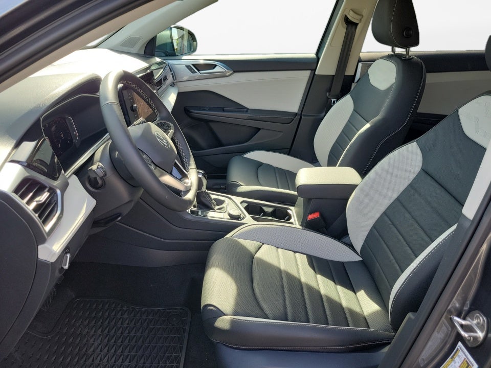 2025 Volkswagen Taos 1.5T SEL