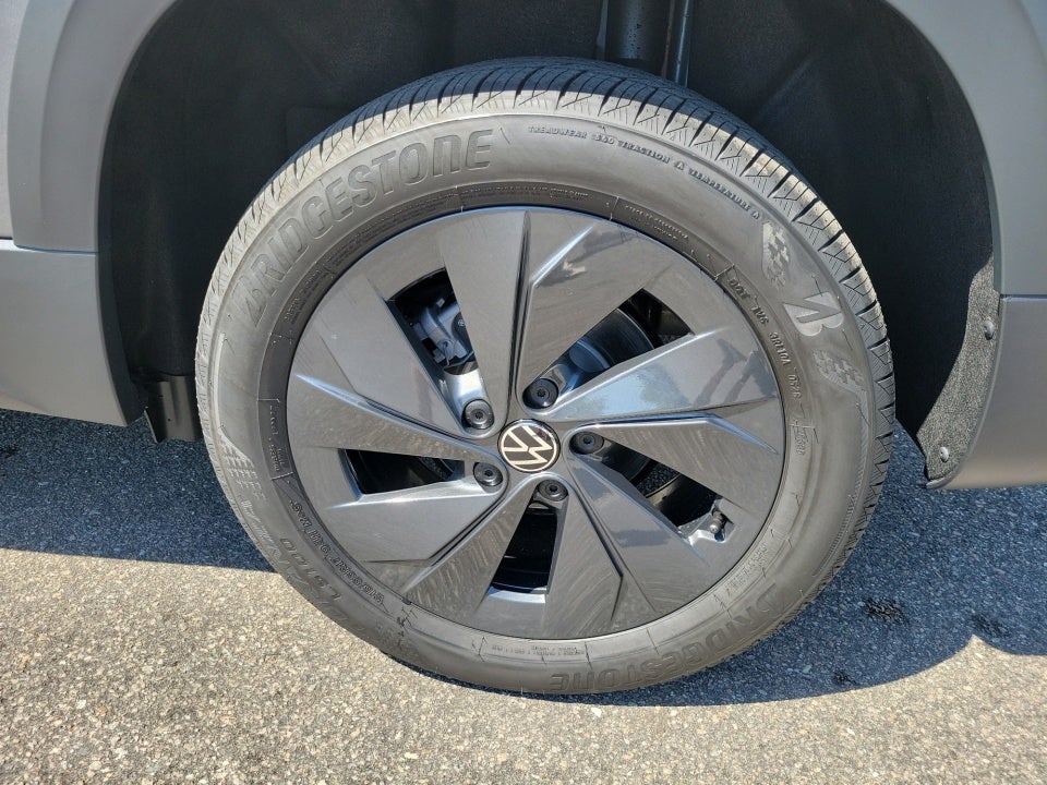 2026 Volkswagen Taos S