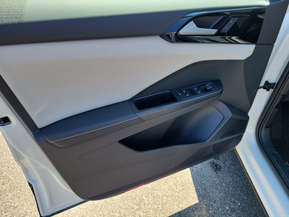 2027 Volkswagen Taos S