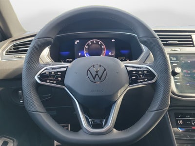 2022 Volkswagen Tiguan 2.0T SE R-Line Black