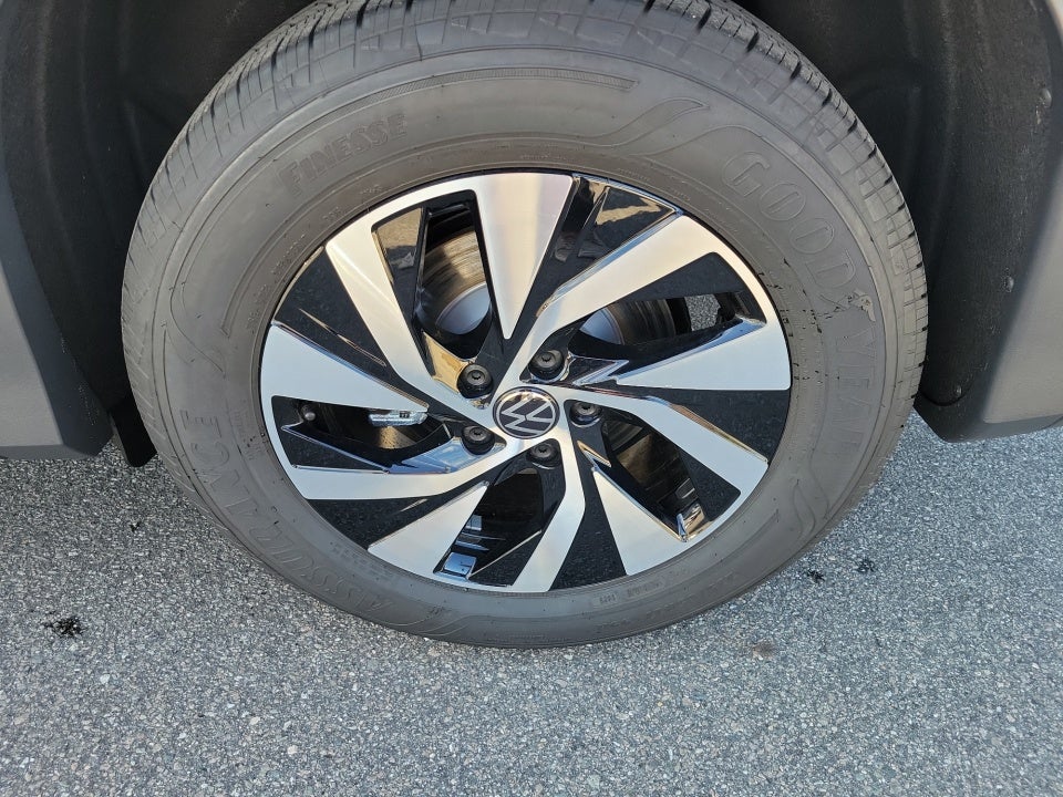 2026 Volkswagen Tiguan S