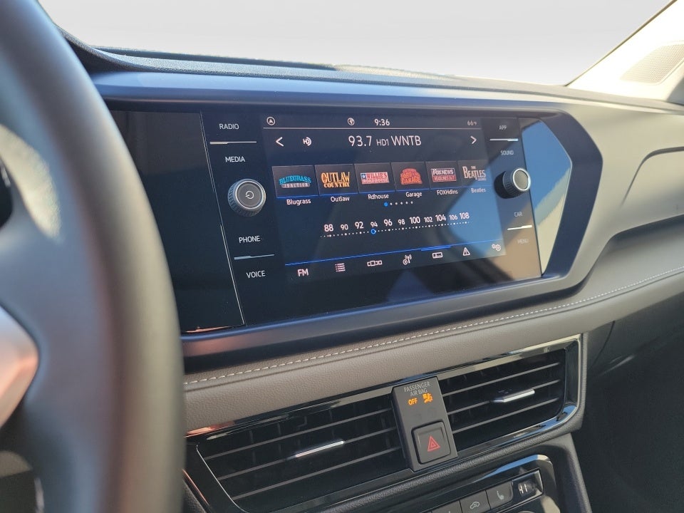 2024 Volkswagen Taos SE