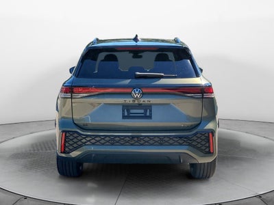 2027 Volkswagen Tiguan SE R-Line Black