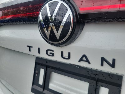 2026 Volkswagen Tiguan SE R-Line Black