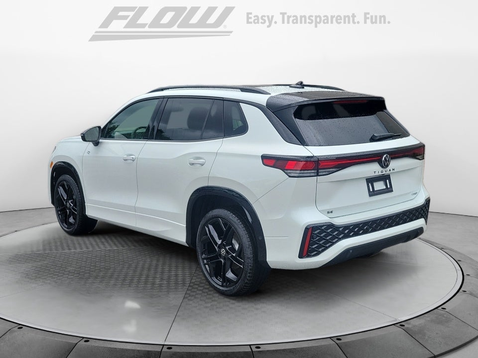 2026 Volkswagen Tiguan SE R-Line Black