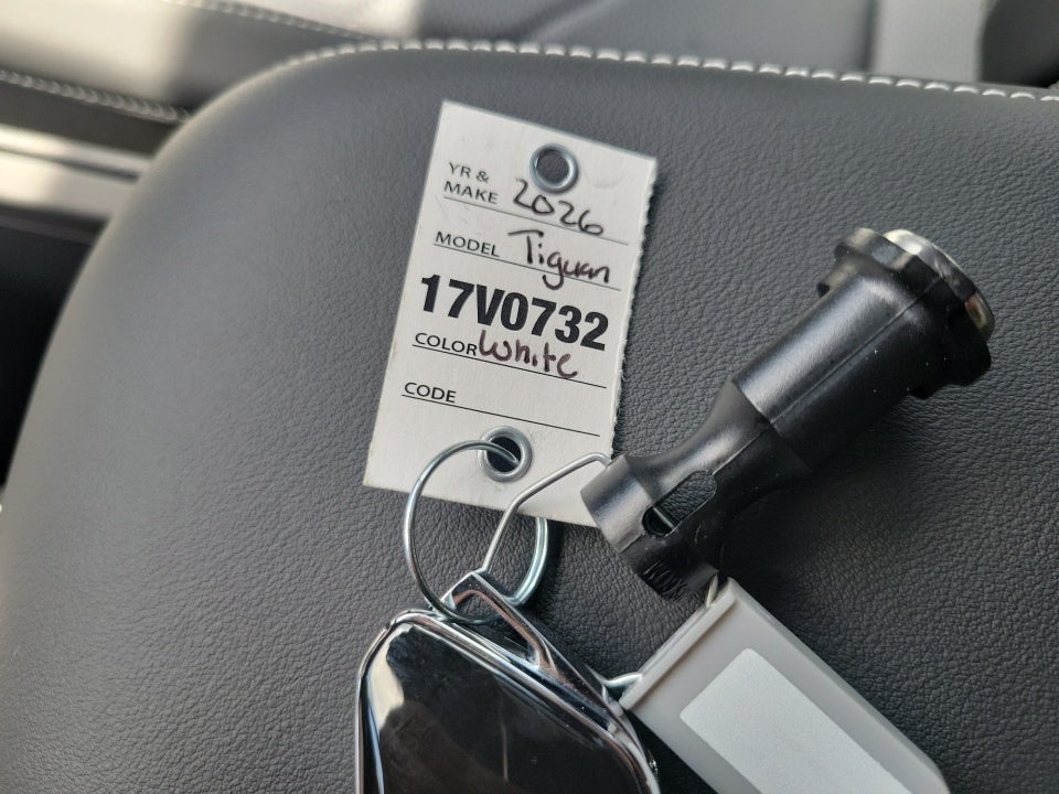 2026 Volkswagen Tiguan SE R-Line Black