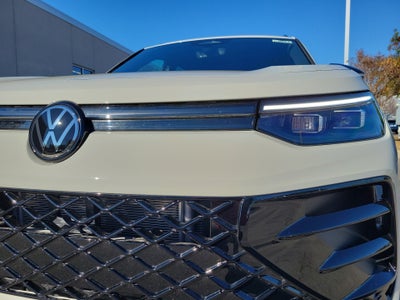 2026 Volkswagen Tiguan SE R-Line Black