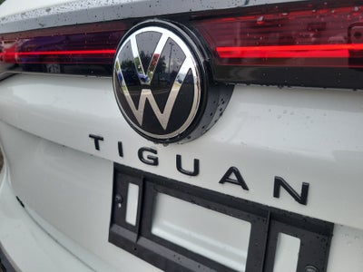 2026 Volkswagen Tiguan SE R-Line Black