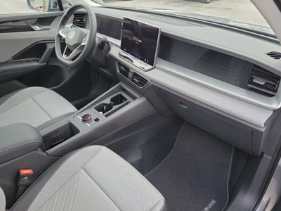 2025 Volkswagen Tiguan 2.0T SE
