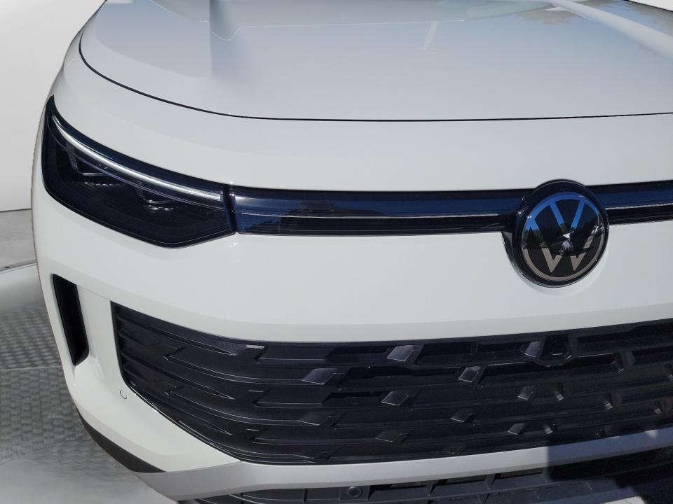 2027 Volkswagen Tiguan SE