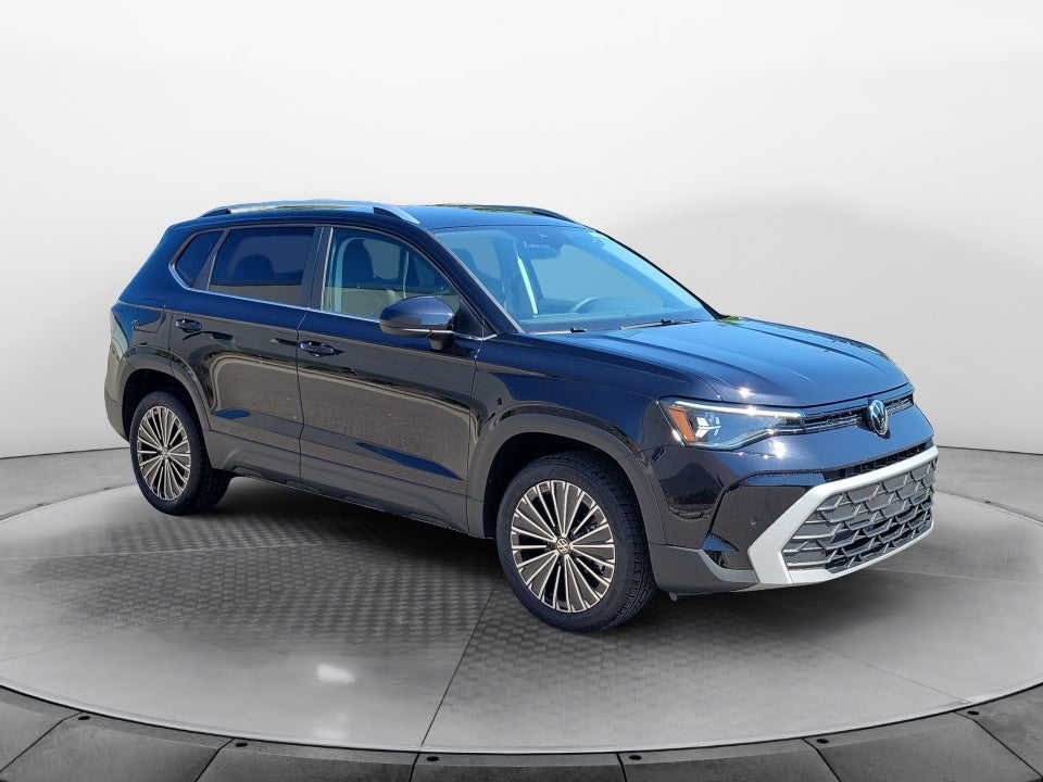 2027 Volkswagen Taos SE