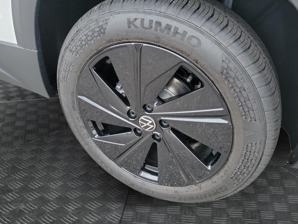 2027 Volkswagen Taos Sport