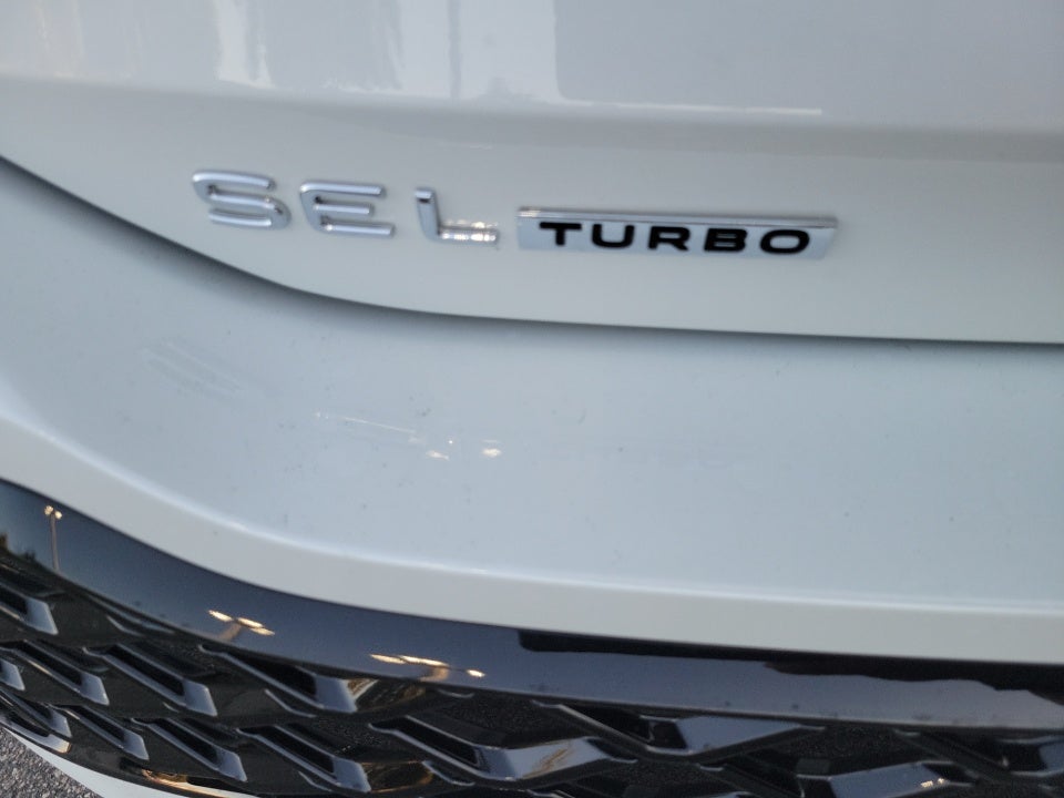 2026 Volkswagen Tiguan SEL R-Line Turbo