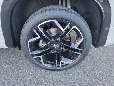 2026 Volkswagen Tiguan SEL R-Line Turbo