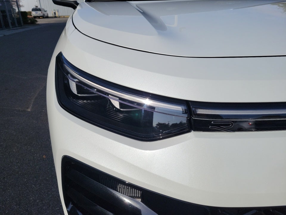 2026 Volkswagen Tiguan SEL R-Line Turbo