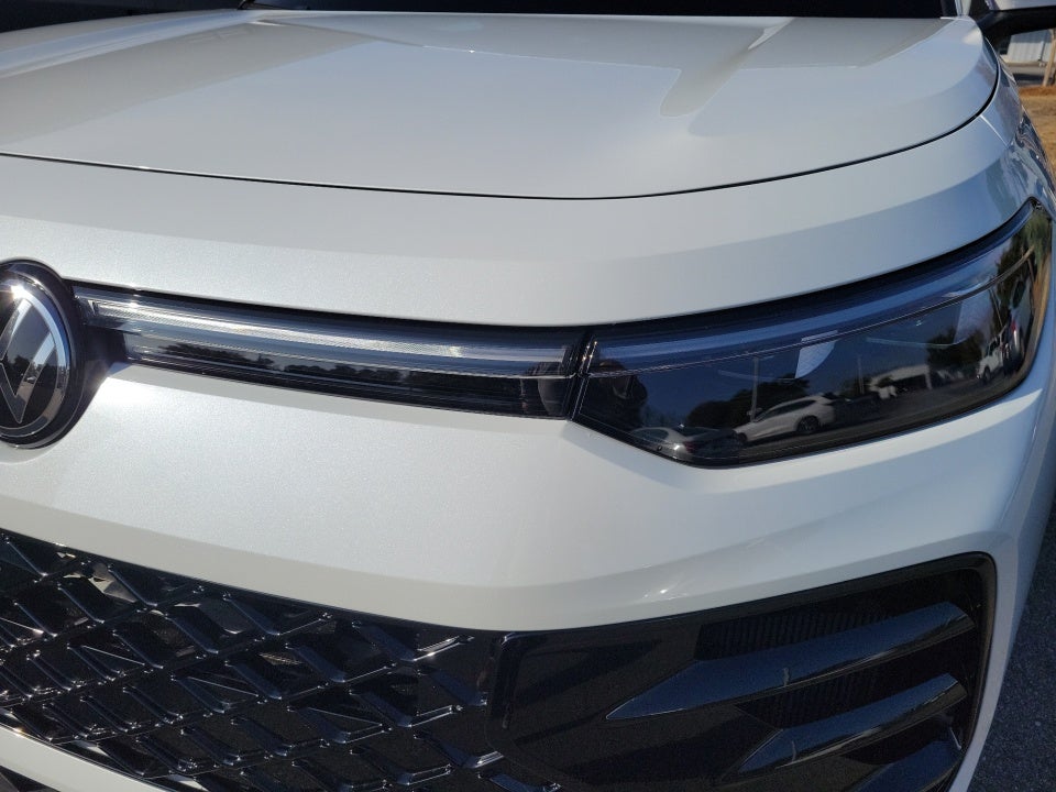 2026 Volkswagen Tiguan SEL R-Line Turbo