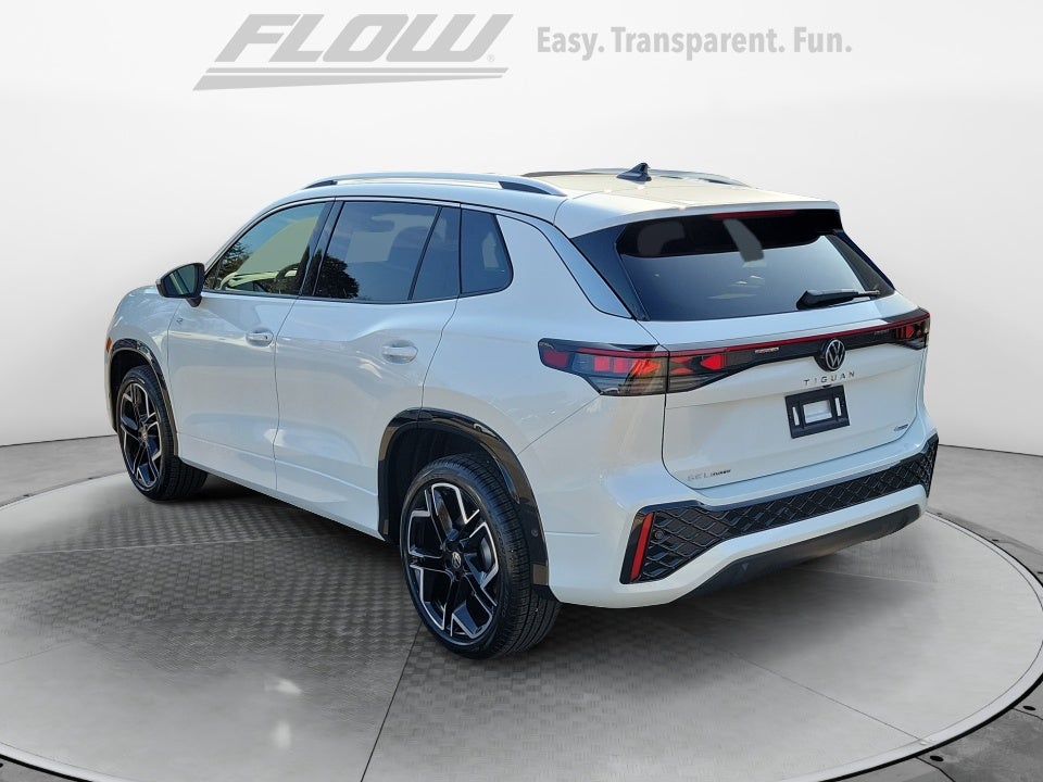 2026 Volkswagen Tiguan SEL R-Line Turbo