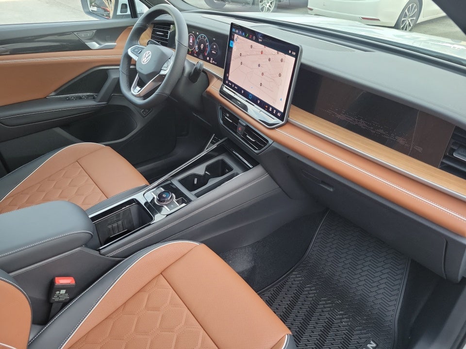 2026 Volkswagen Tiguan SEL R-Line Turbo