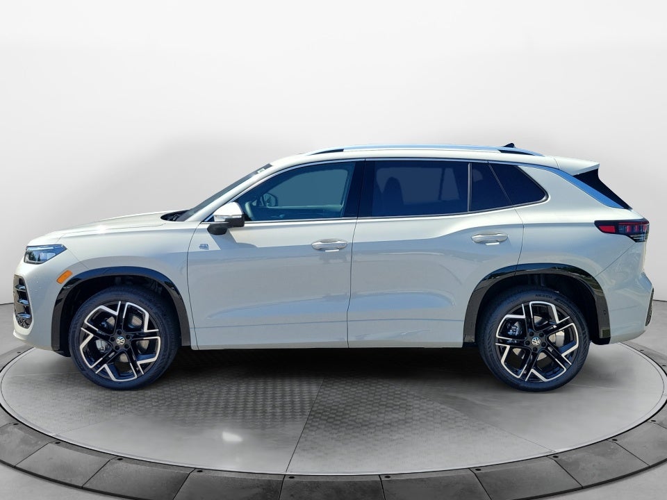 2026 Volkswagen Tiguan SEL R-Line Turbo