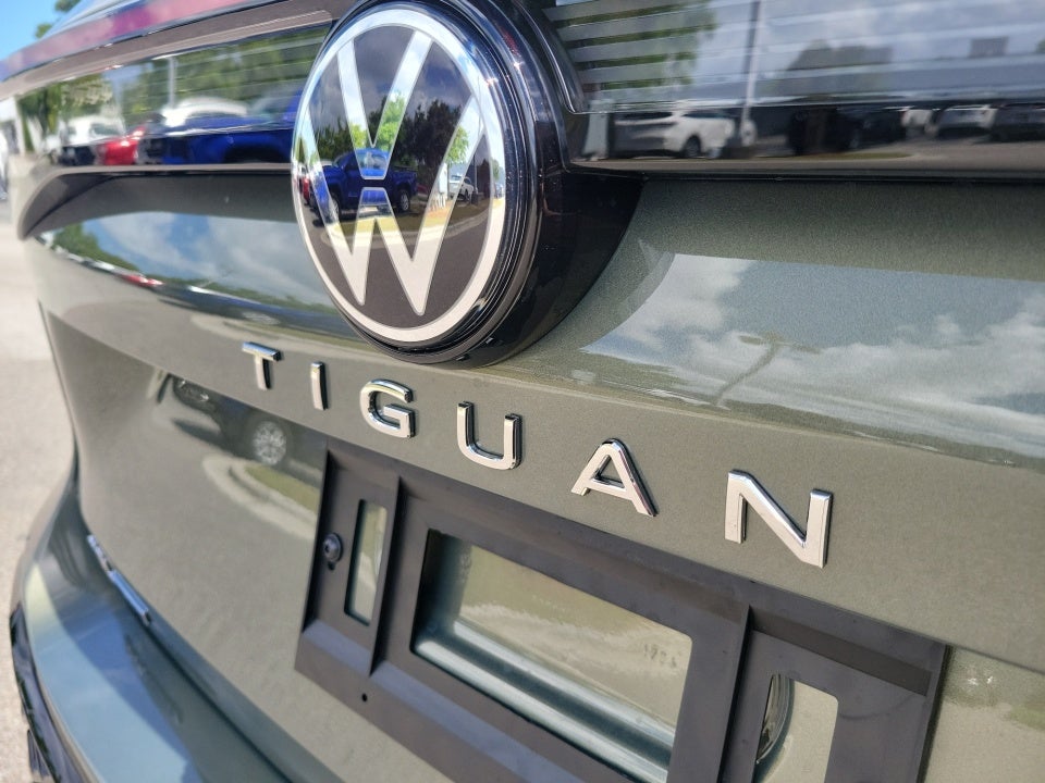2026 Volkswagen Tiguan SEL R-Line Turbo