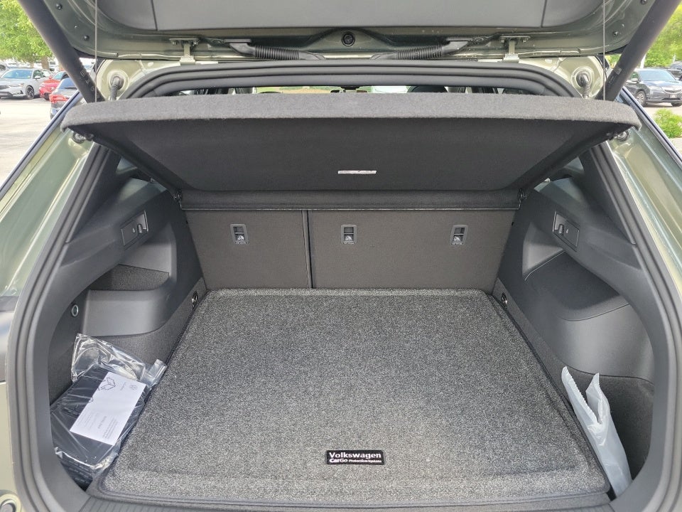 2026 Volkswagen Tiguan SEL R-Line Turbo