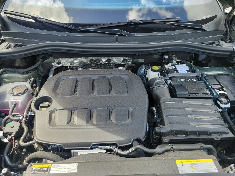 2026 Volkswagen Tiguan SEL R-Line Turbo