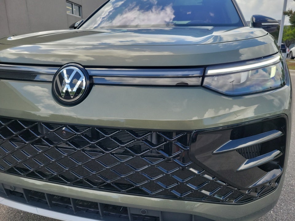 2026 Volkswagen Tiguan SEL R-Line Turbo