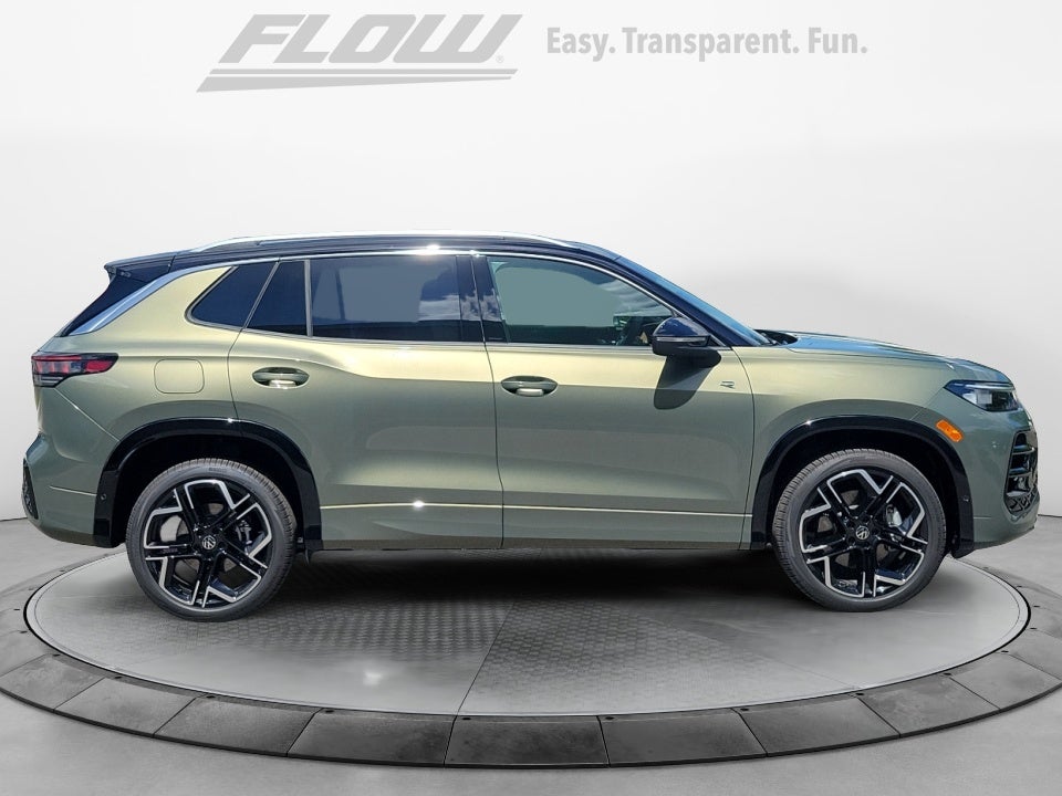 2026 Volkswagen Tiguan SEL R-Line Turbo