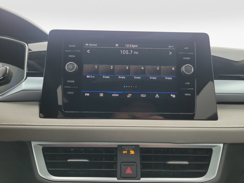 2026 Volkswagen Taos SE