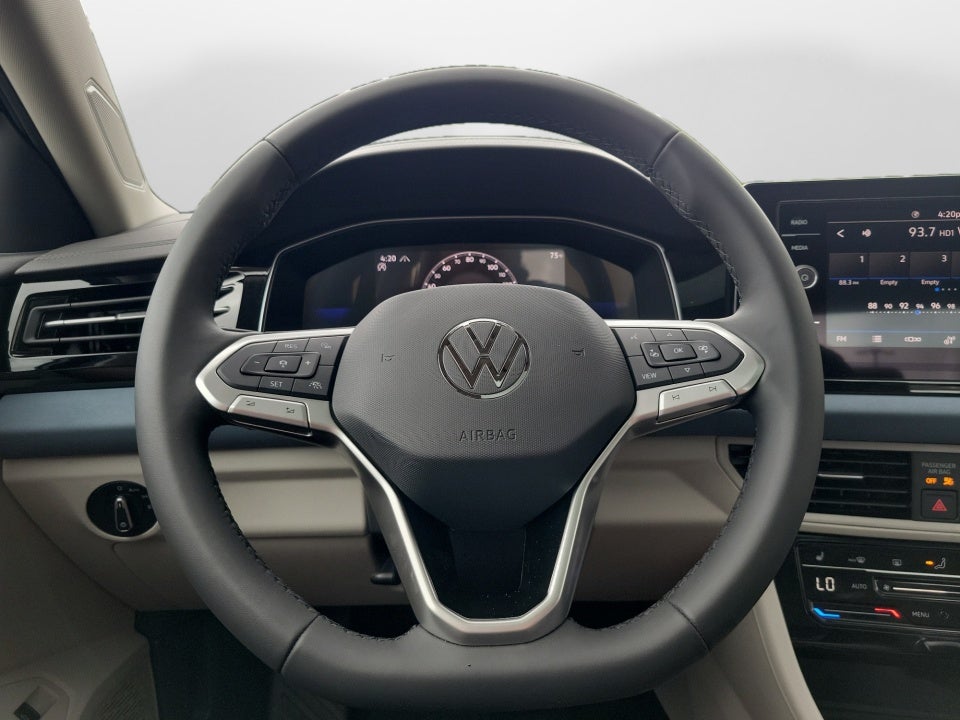 2026 Volkswagen Jetta SE