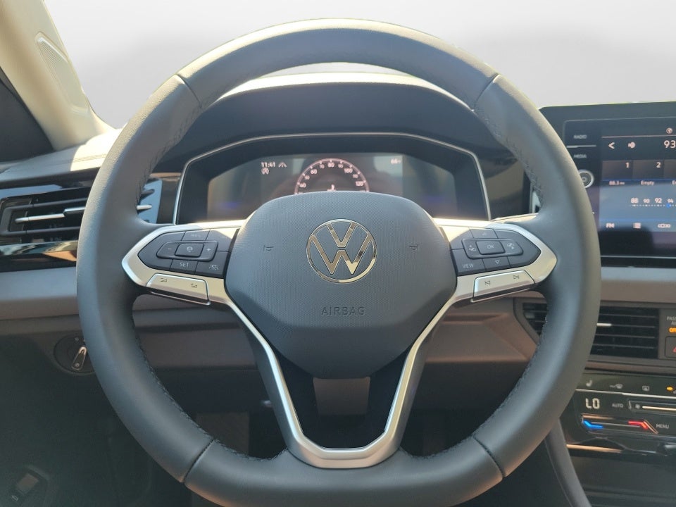 2026 Volkswagen Jetta SE