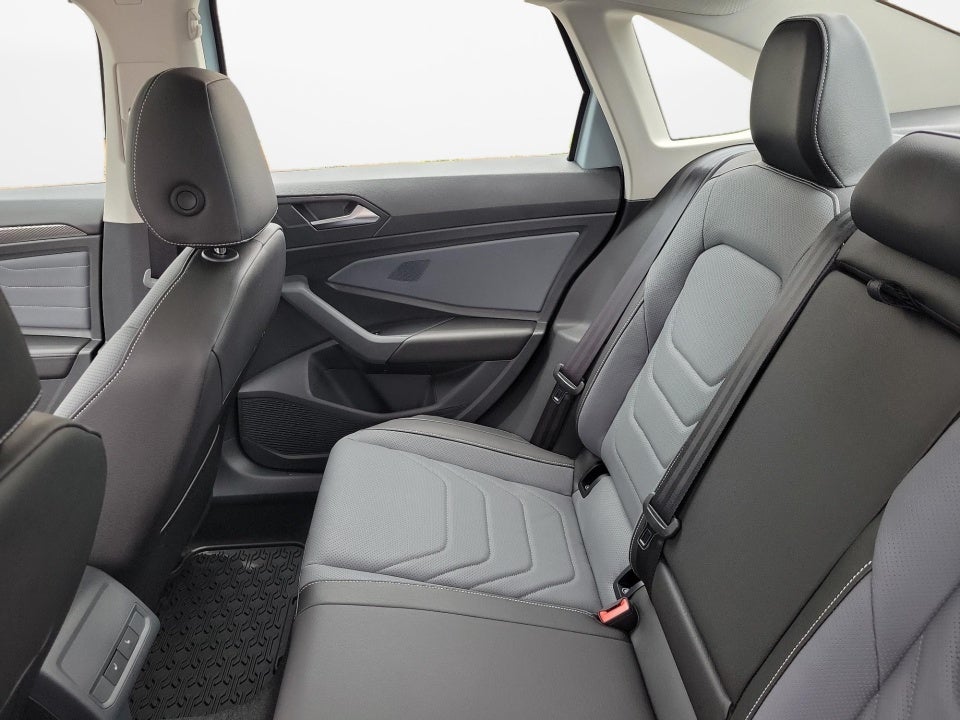 2026 Volkswagen Jetta SEL