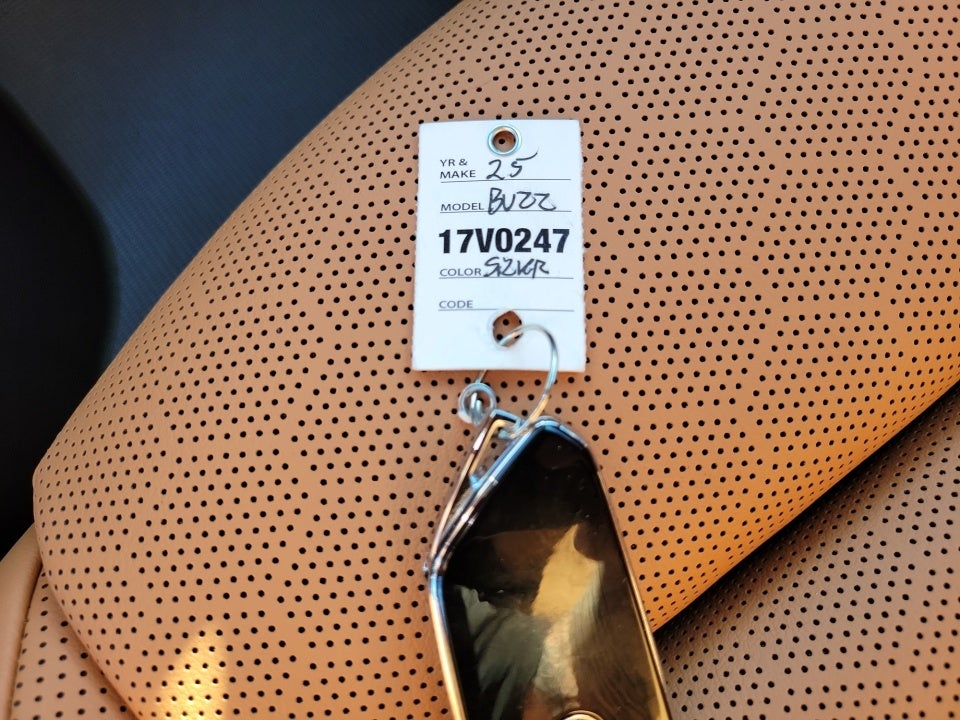 2025 Volkswagen ID. Buzz Pro S