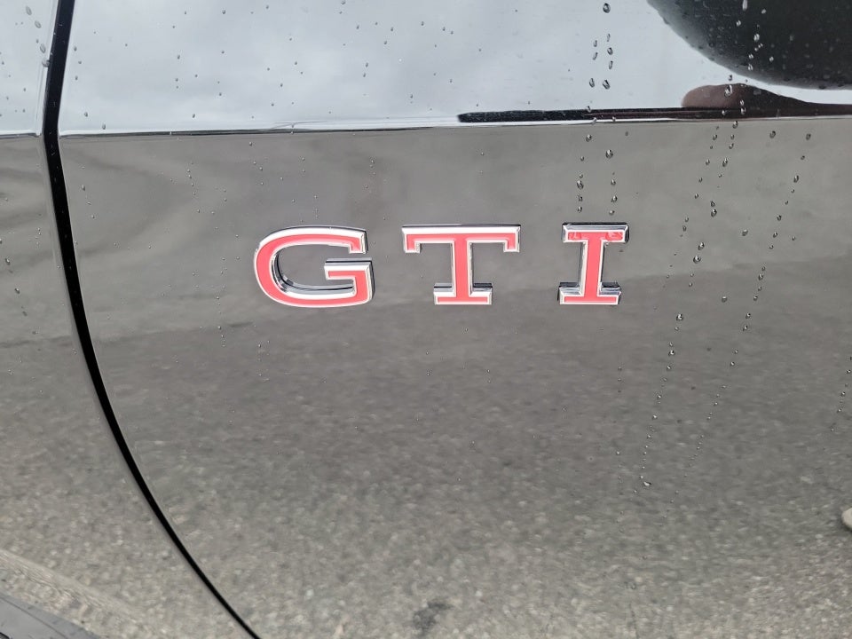2026 Volkswagen Golf GTI SE