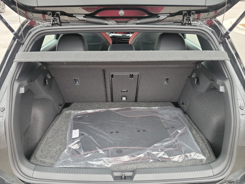 2026 Volkswagen Golf GTI SE