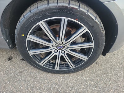 2017 Volvo XC60 T6 Inscription